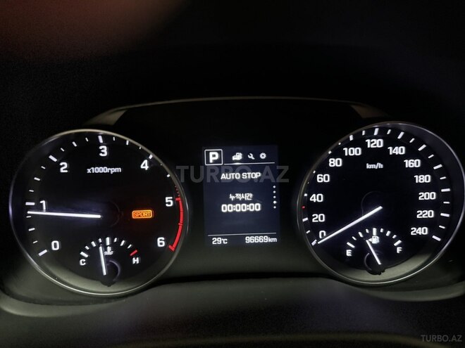 Hyundai Avante 2015, 96,000 km - 1.6 л - Bakı