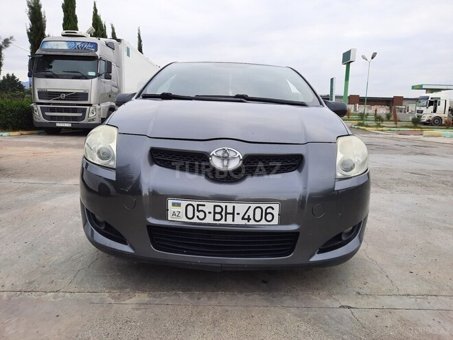 Toyota Auris 2008, 311,000 km - 1.4 l - Şəmkir