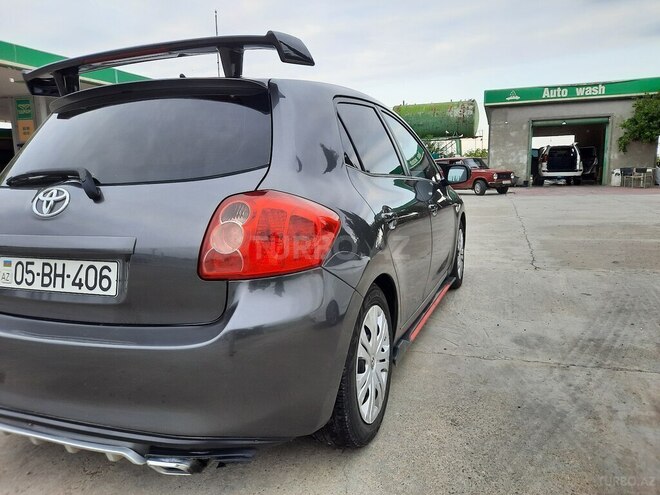 Toyota Auris 2008, 311,000 km - 1.4 l - Şəmkir