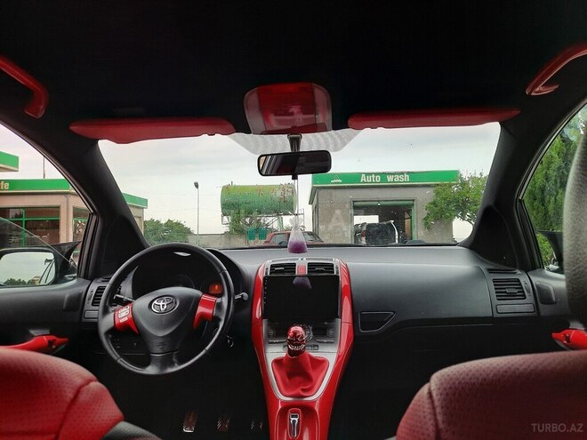 Toyota Auris 2008, 311,000 km - 1.4 l - Şəmkir