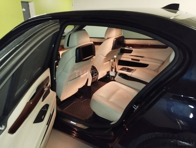 BMW 750 2010, 174,500 km - 4.4 l - Bakı