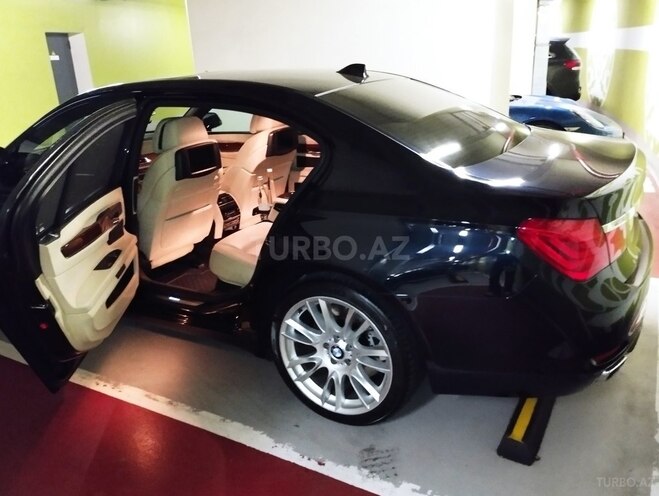BMW 750 2010, 174,500 km - 4.4 l - Bakı