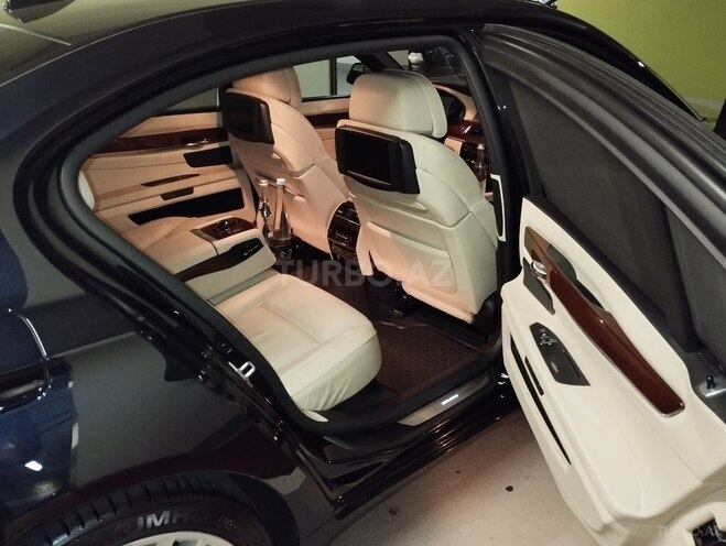 BMW 750 2010, 174,500 km - 4.4 l - Bakı