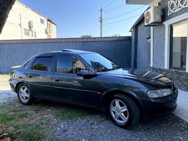 Opel Vectra 1996, 321,546 km - 1.8 l - Qəbələ