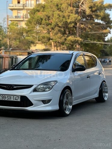 Hyundai i30 2010, 268,000 km - 1.6 л - Bakı