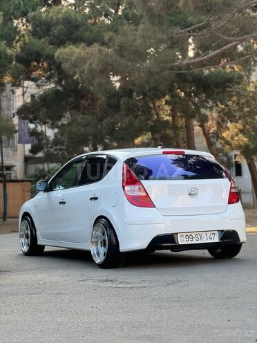 Hyundai i30 2010, 268,000 km - 1.6 л - Bakı