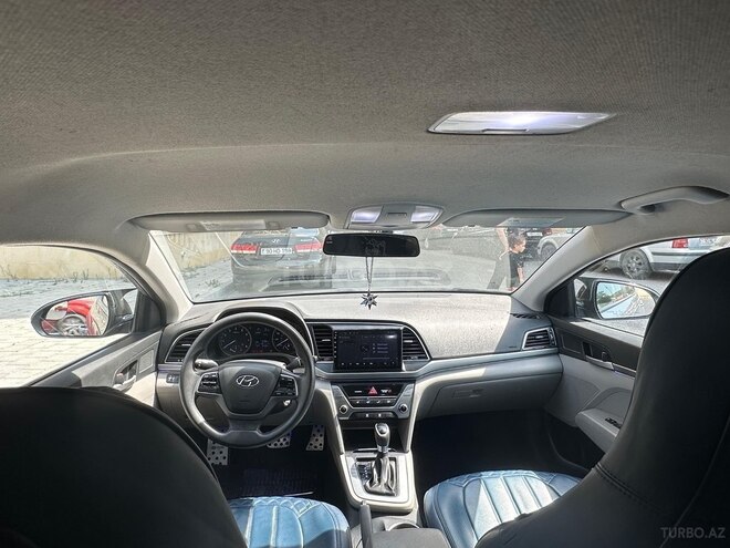 Hyundai Elantra 2016, 204,387 km - 2.0 l - Bakı