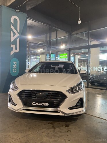 Hyundai Sonata-1