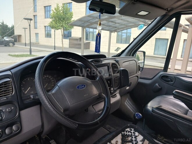 Ford Transit 2003, 346,000 km - 2.0 l - Quba