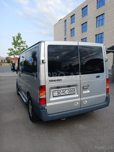 Ford Transit 2003, 346,000 km - 2.0 l - Quba