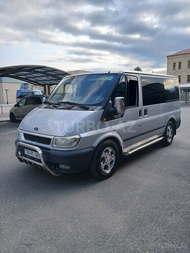 Ford Transit 2003, 346,000 km - 2.0 l - Quba