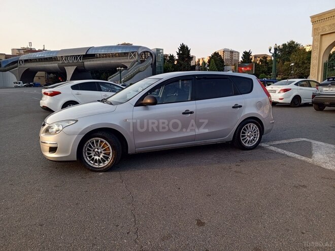 Hyundai i30 2009, 260,000 km - 1.4 л - Bakı