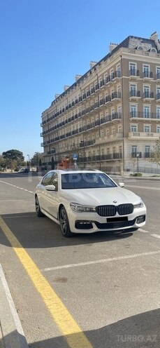 BMW 740-1
