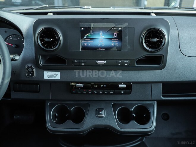 Mercedes  2023, 0 km - 2.0 л - Bakı