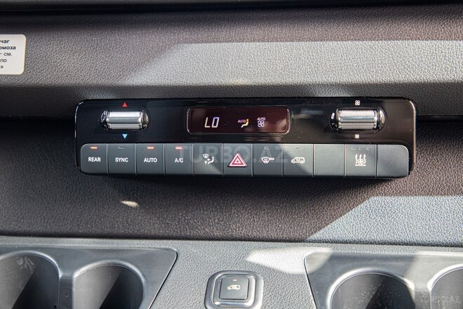 Mercedes  2023, 0 km - 2.0 л - Bakı