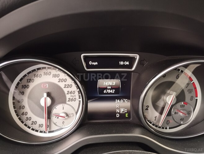 Mercedes  2015, 72,000 km - 1.5 l - Bakı