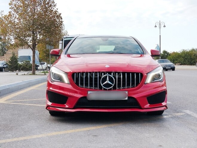 Mercedes  2015, 72,000 km - 1.5 l - Bakı