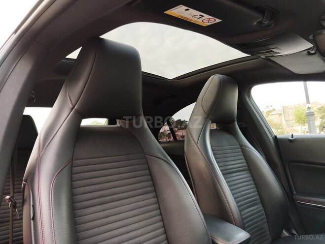 Mercedes  2015, 72,000 km - 1.5 l - Bakı