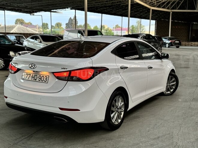 Hyundai Avante-7