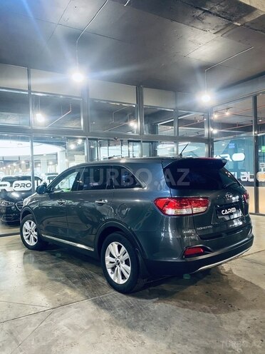 Kia Sorento-6