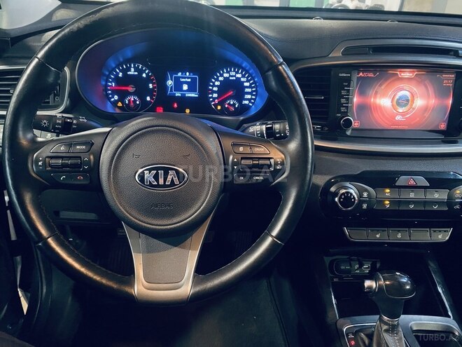 Kia Sorento-7