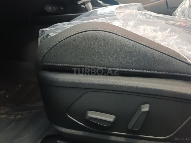 Hyundai Elantra-11