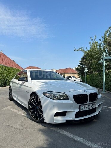 BMW 528 2014, 180,000 km - 2.0 l - Bakı