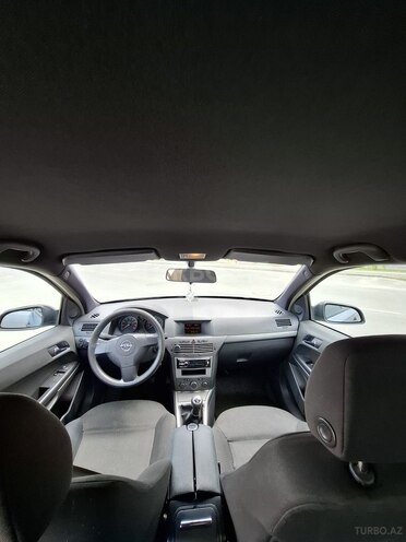 Opel Astra 2004, 380,000 km - 1.4 l - Bakı