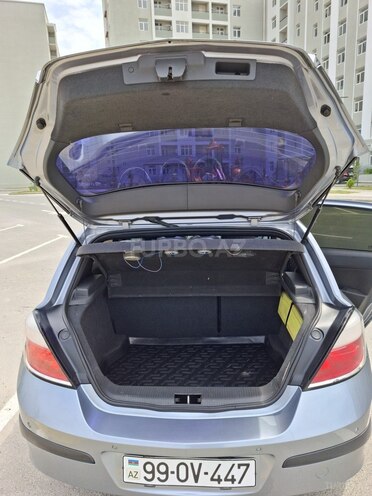Opel Astra 2004, 380,000 km - 1.4 l - Bakı