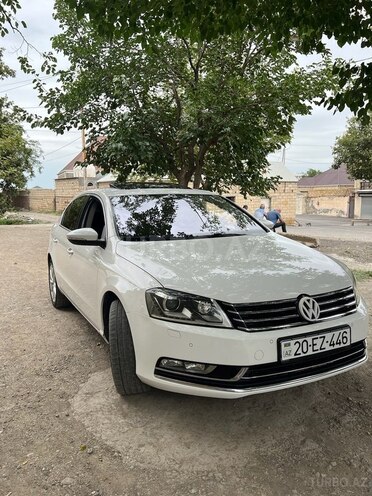 Volkswagen Passat 2011, 212,000 km - 1.8 л - Gəncə