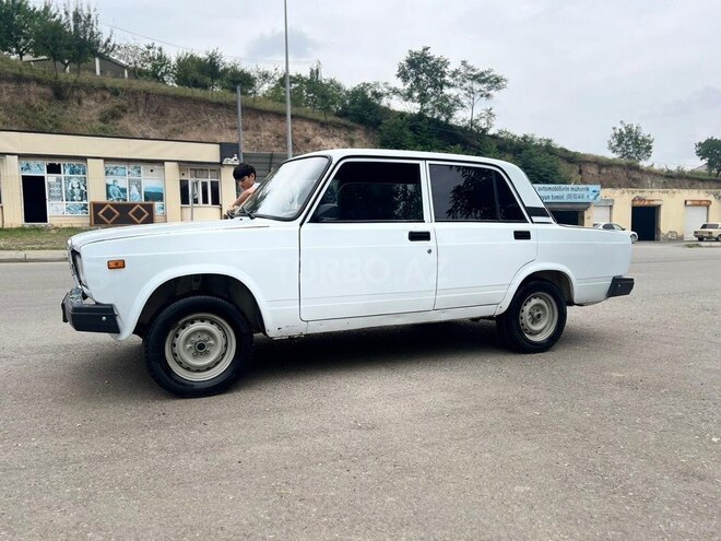 LADA (VAZ) 2107 1998, 200,000 km - 1.7 l - Göygöl