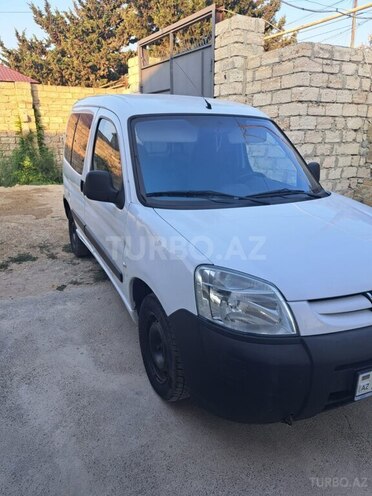 Peugeot Partner 2006, 228,000 km - 1.4 l - Bakı