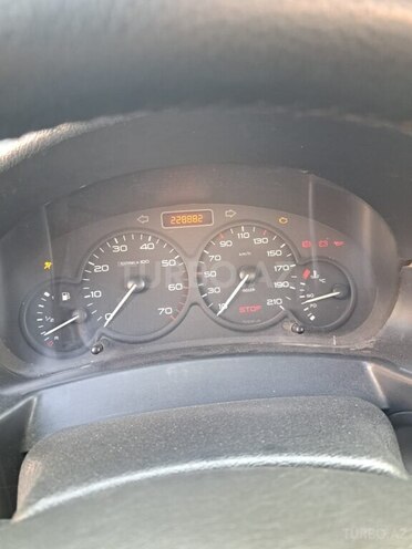Peugeot Partner 2006, 228,000 km - 1.4 l - Bakı