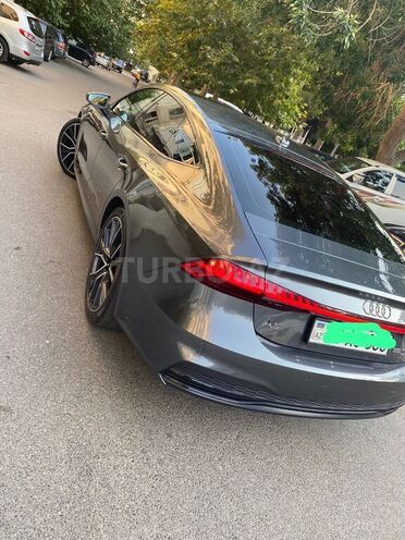 Audi A7 Sportback-12