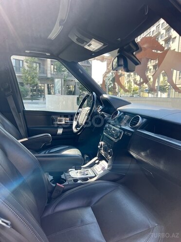 Land Rover Discovery-11