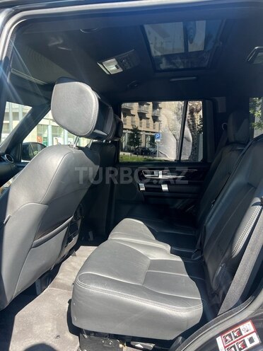 Land Rover Discovery-12