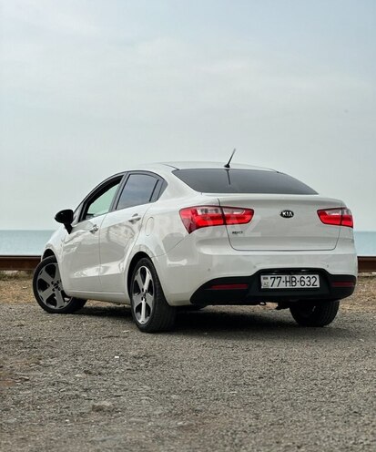 Kia Rio 2014, 180,000 km - 1.4 л - Bakı