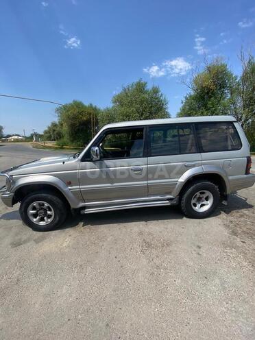 Mitsubishi Pajero 1995, 469,000 km - 2.5 l - Naxçıvan