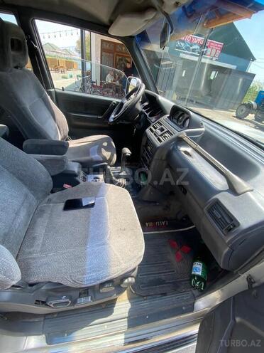 Mitsubishi Pajero 1995, 469,000 km - 2.5 l - Naxçıvan
