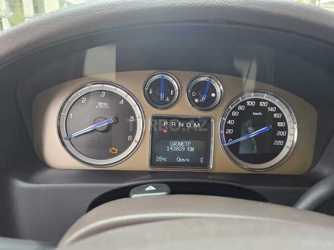 Cadillac Escalade-9