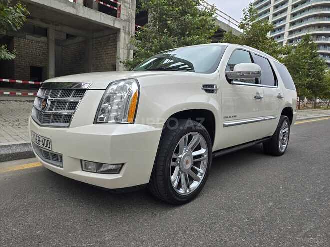 Cadillac Escalade-6