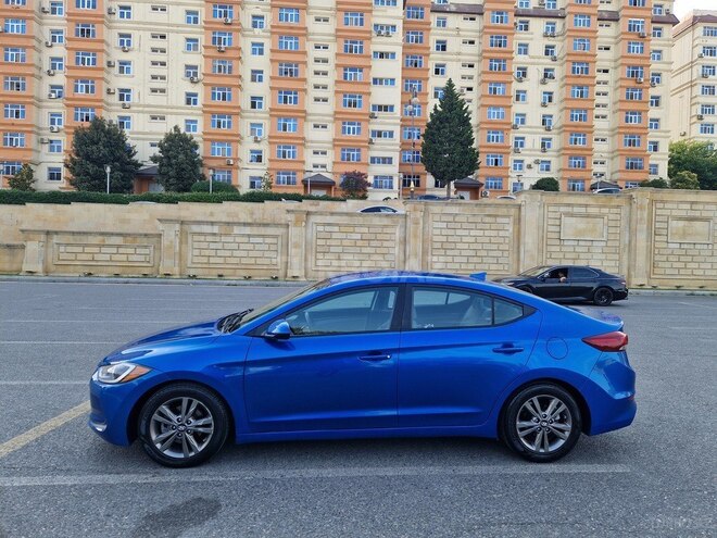 Hyundai Elantra 2018, 112,000 km - 2.0 l - Bakı