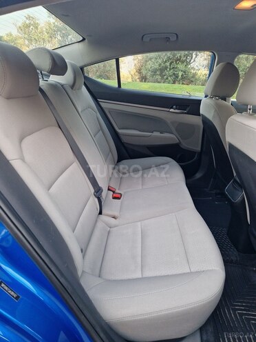 Hyundai Elantra 2018, 112,000 km - 2.0 l - Bakı