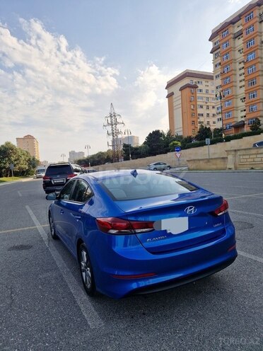 Hyundai Elantra 2018, 112,000 km - 2.0 l - Bakı