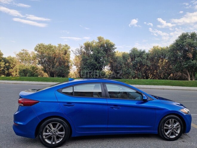 Hyundai Elantra 2018, 112,000 km - 2.0 l - Bakı