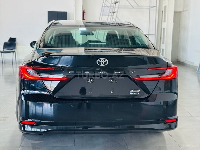 Toyota Camry-4