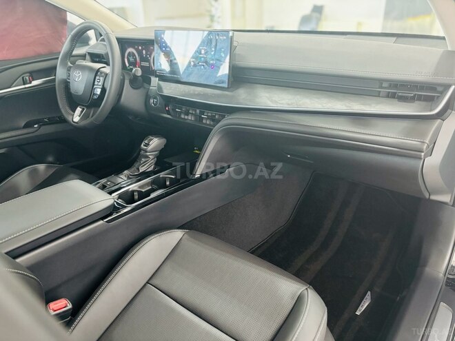 Toyota Camry-7