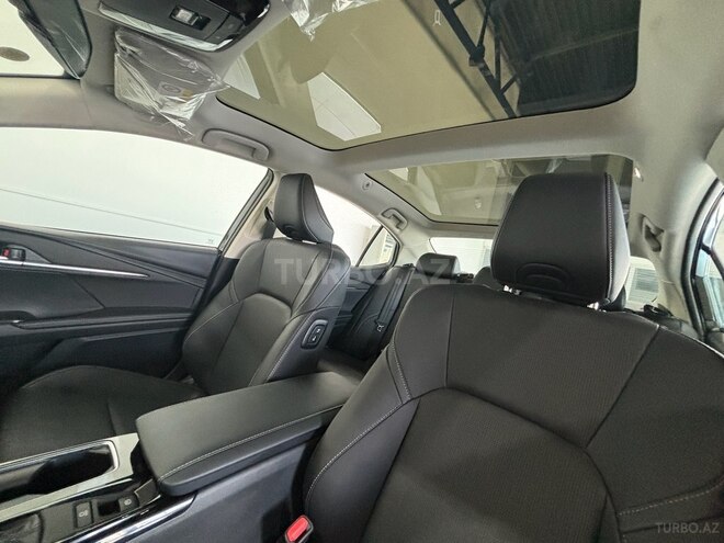 Toyota Camry-16