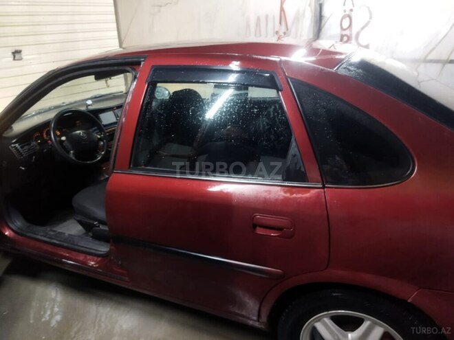 Opel Vectra 1996, 350,000 km - 2.0 l - Bakı