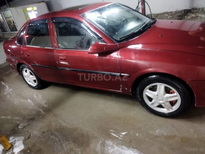 Opel Vectra 1996, 350,000 km - 2.0 l - Bakı